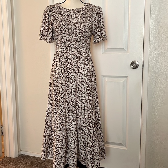 Floral Print Midi Dress - Picture 2 of 9